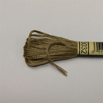 Dmc garn til stitchery og håndquilting.