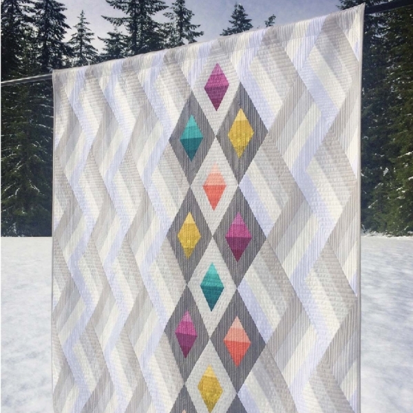 Moderne patchworkmønster tæppe 59 x 72 inches.