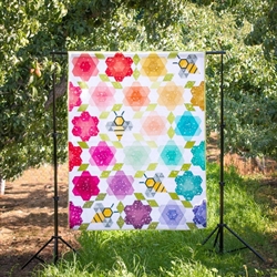 Bumblebee Blossoms quilt eksempel